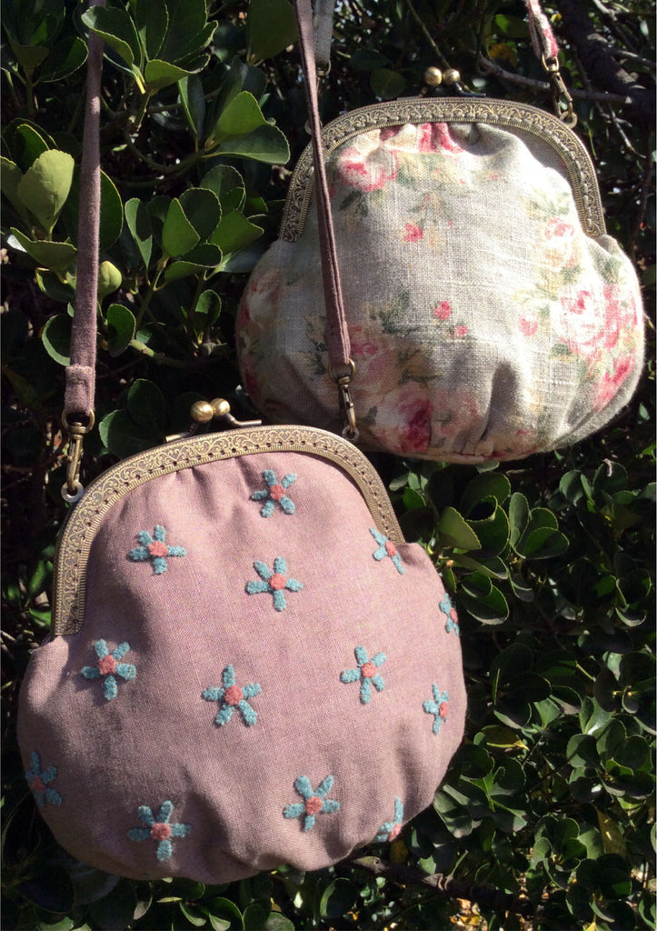 Daisy Purse