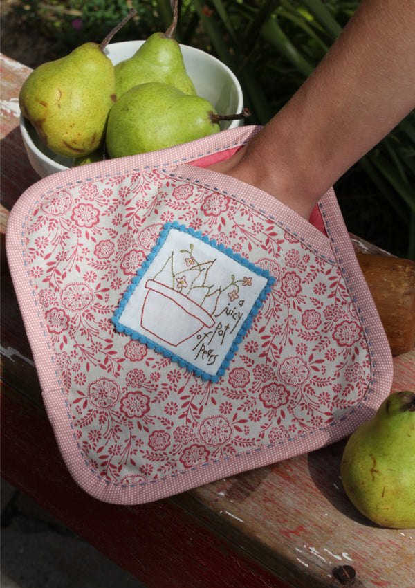 The Pear Pot Holder