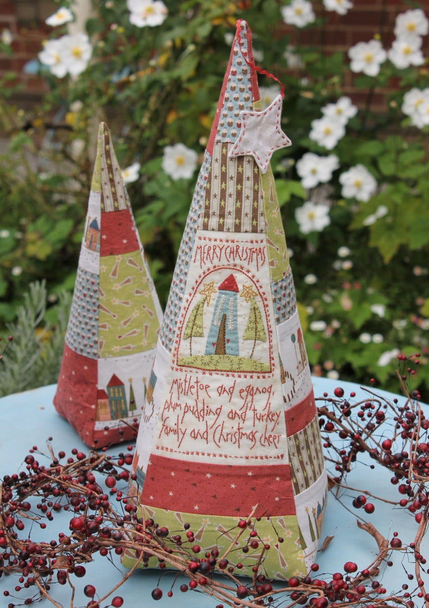 Tree of Christmas Cheer – Hatched and Patched