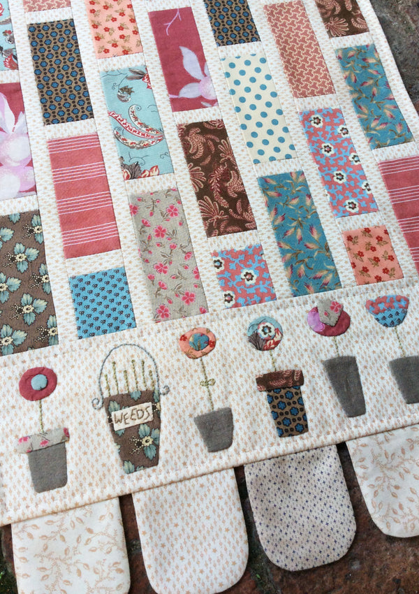 Garden Path Tablerunner