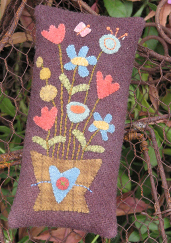 Maisy's Flower Pincushion