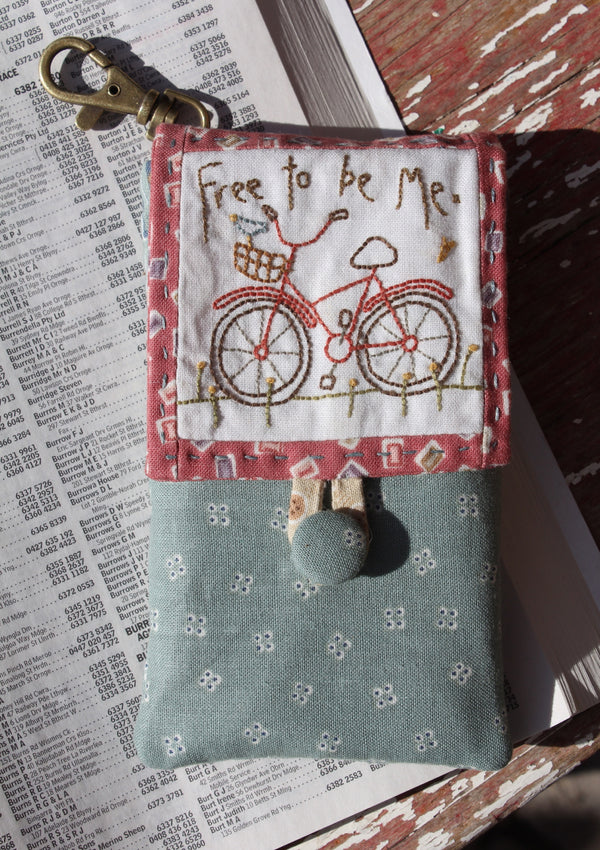 Free To Be Me Phonecase