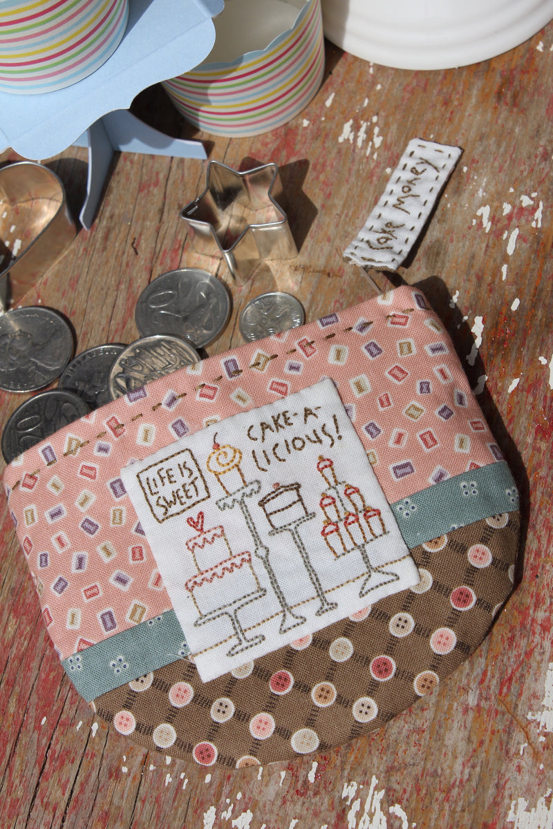 Cake Money Purse – Hatched and Patched
