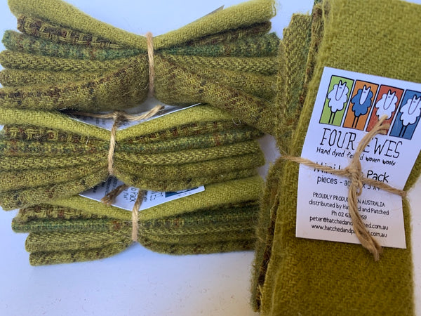 Woven Wool - Aberdeen Green Mini Lamb Pack