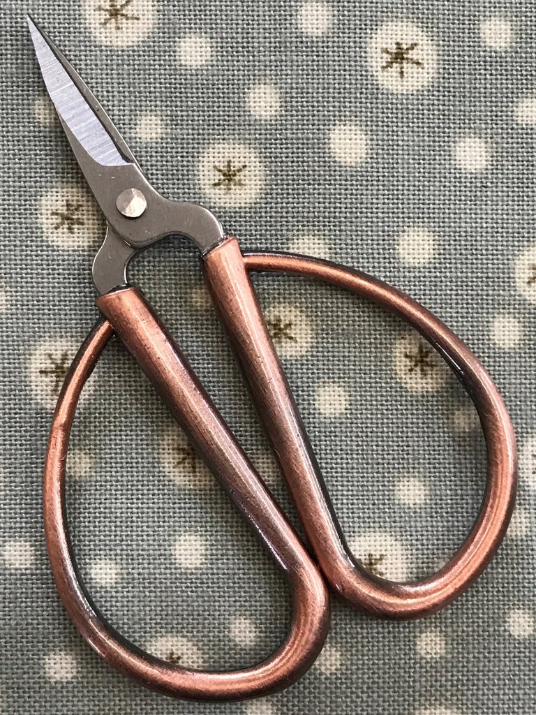 Scissors - Brass Handled 7cm
